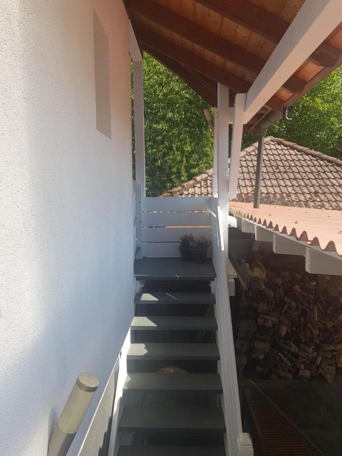 Ruhig gelegenes Objekt - Netflix,Balkon, Nespressomaschine, Fahrräder- 7 Minuten vom See für den perfekten Urlaub im Süden Uhldingen-Mühlhofen Exterior foto